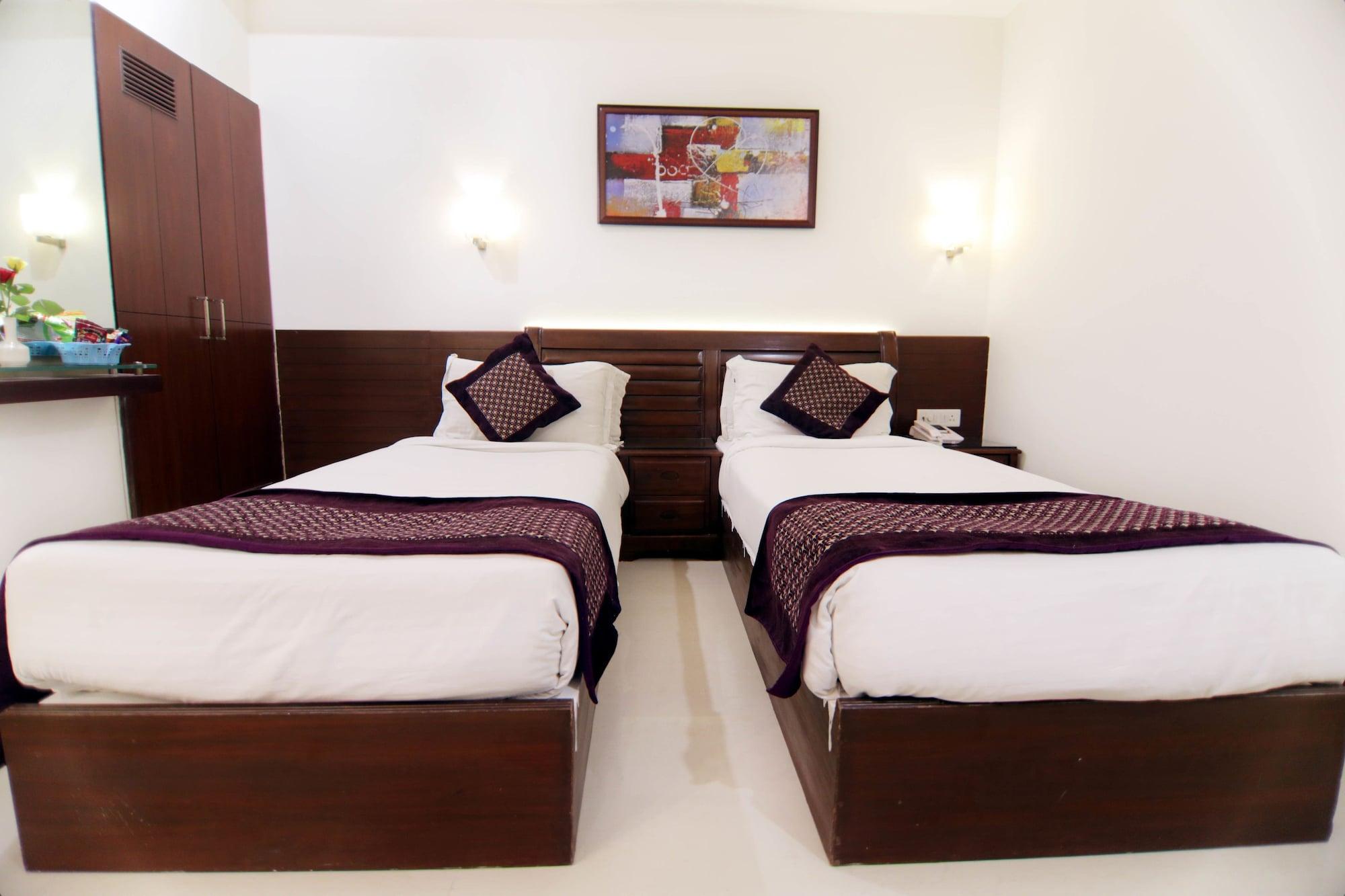 Taj Inn Hotel Агра Екстериор снимка