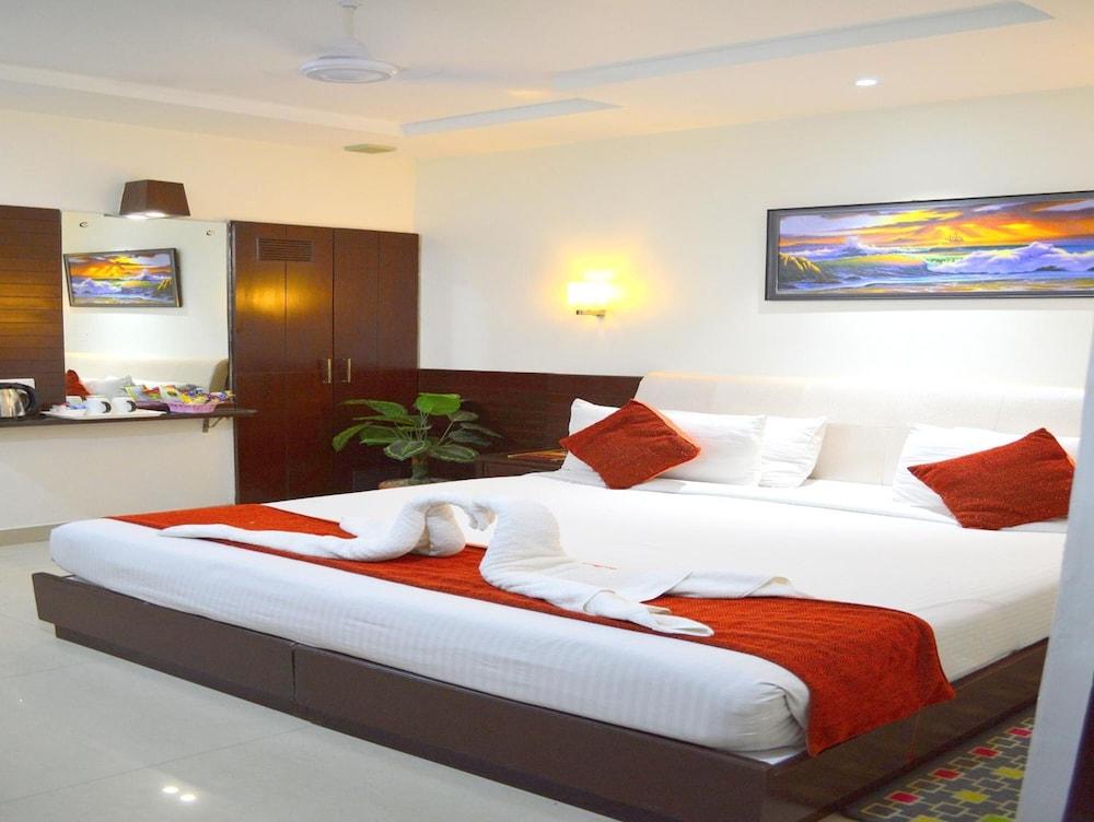 Taj Inn Hotel Агра Екстериор снимка