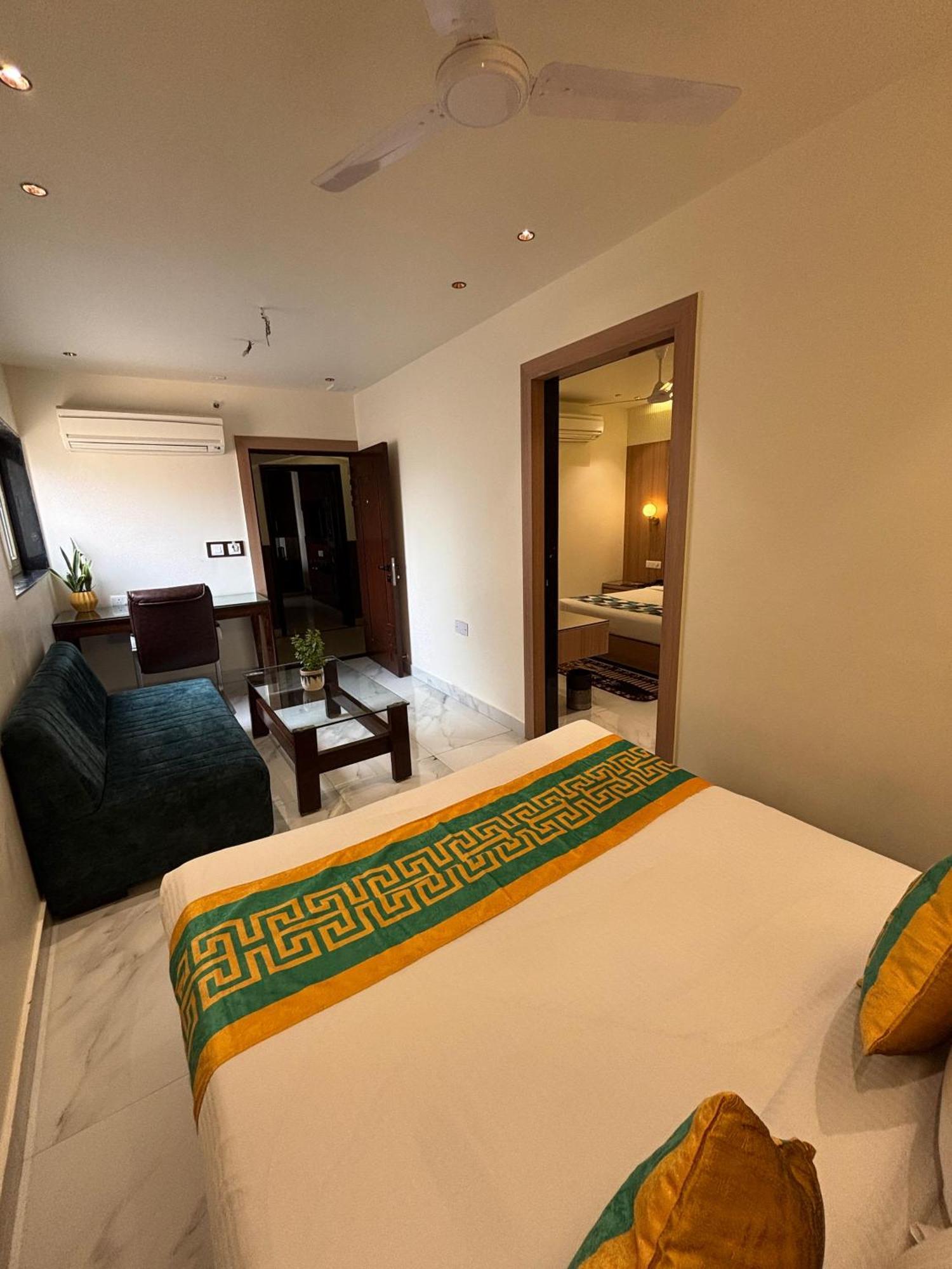 Taj Inn Hotel Агра Екстериор снимка